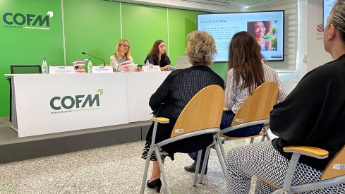 Sesiones formativas en salud bucodental para mejorar la atención de los ciudadanos desde la farmacia