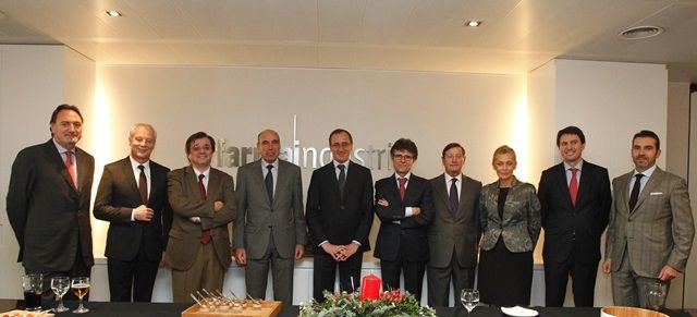 La industria farmacéutica reitera a Alfonso Alonso su apuesta por el SNS y por la recuperación económica de España