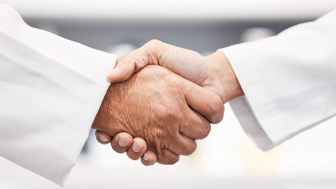 Claves en el contrato de compraventa de una oficina de farmacia (II)