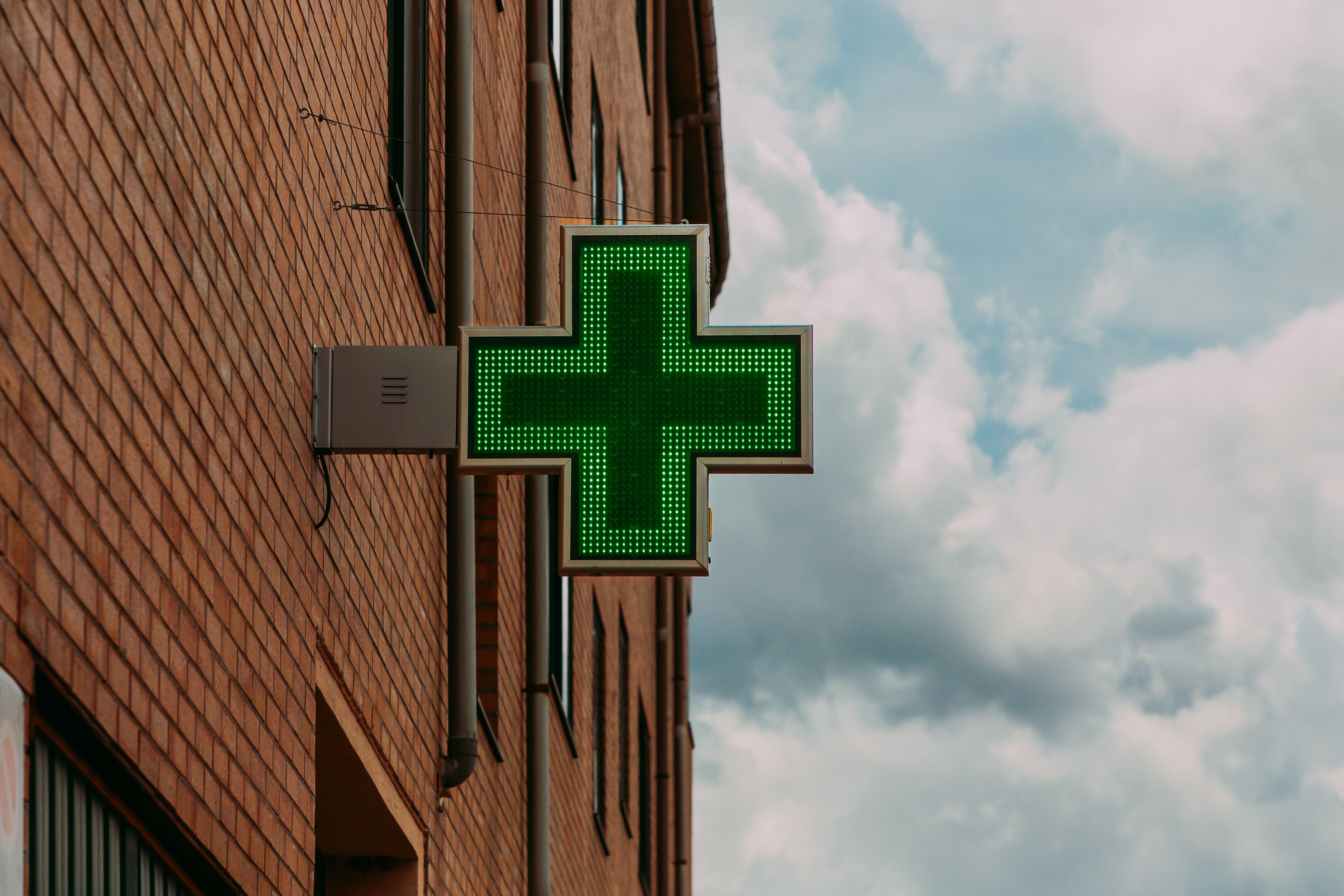 Habilitado el teléfono 965 918 658 para facilitar el acceso a los medicamentos de pacientes crónicos