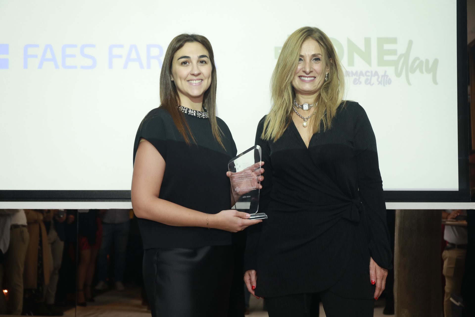 Faes Farma recibe el reconocimiento de FEFE a la mejor iniciativa formativa