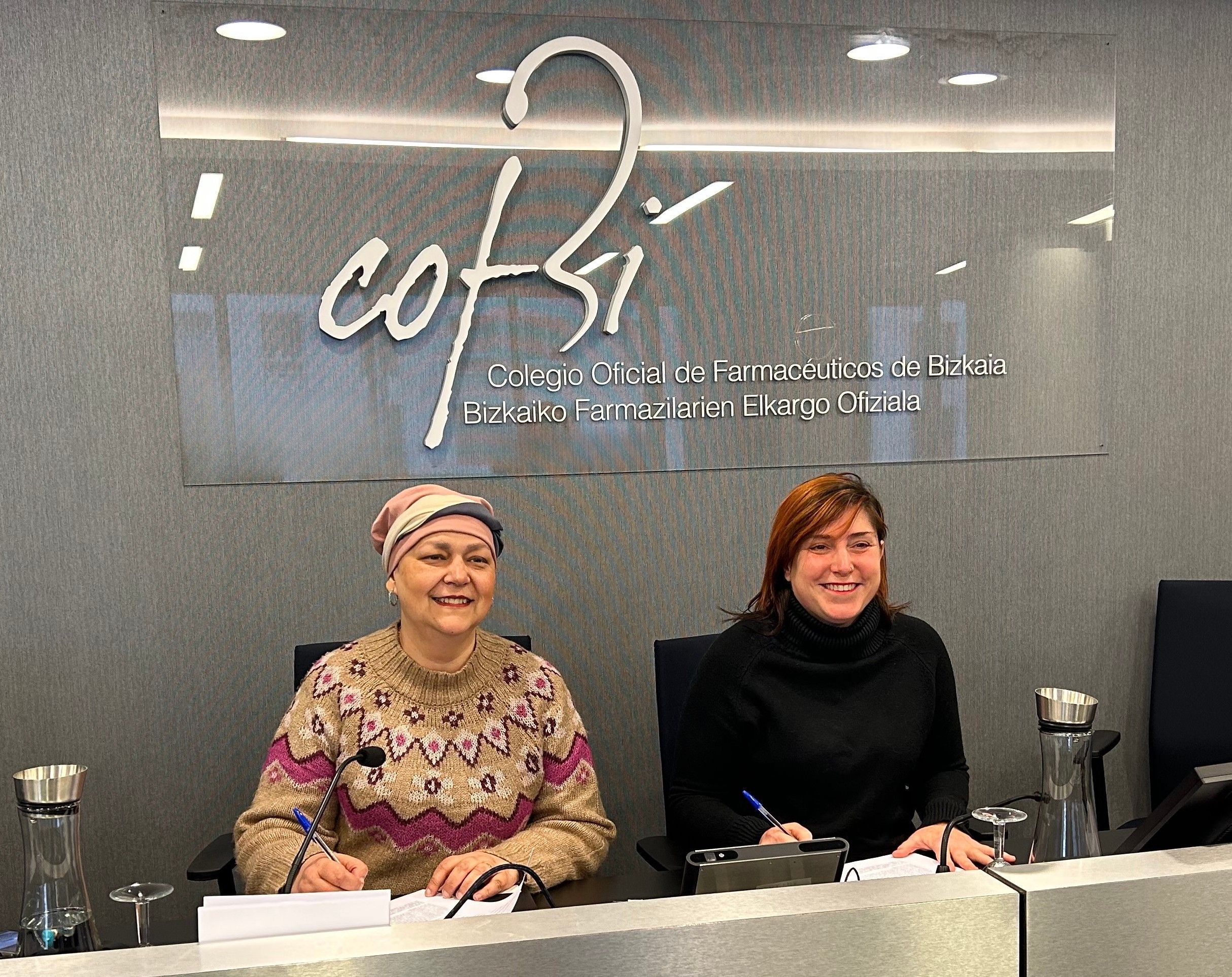 El COF de Bizkaia y la Asociación Maite Ta Bizi para mejorar el apoyo a las mujeres con cáncer de mama metastásico
