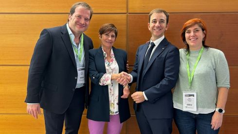 El COF de Bizkaia y la Fundación Pharmaceutical Care impulsan la formación para desarrollar los servicios farmacéuticos