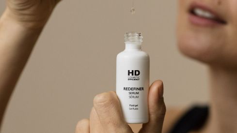 Descubre la ciencia detrás de la firmeza: Redefiner Serum, el NUEVO secreto epigenético de HD