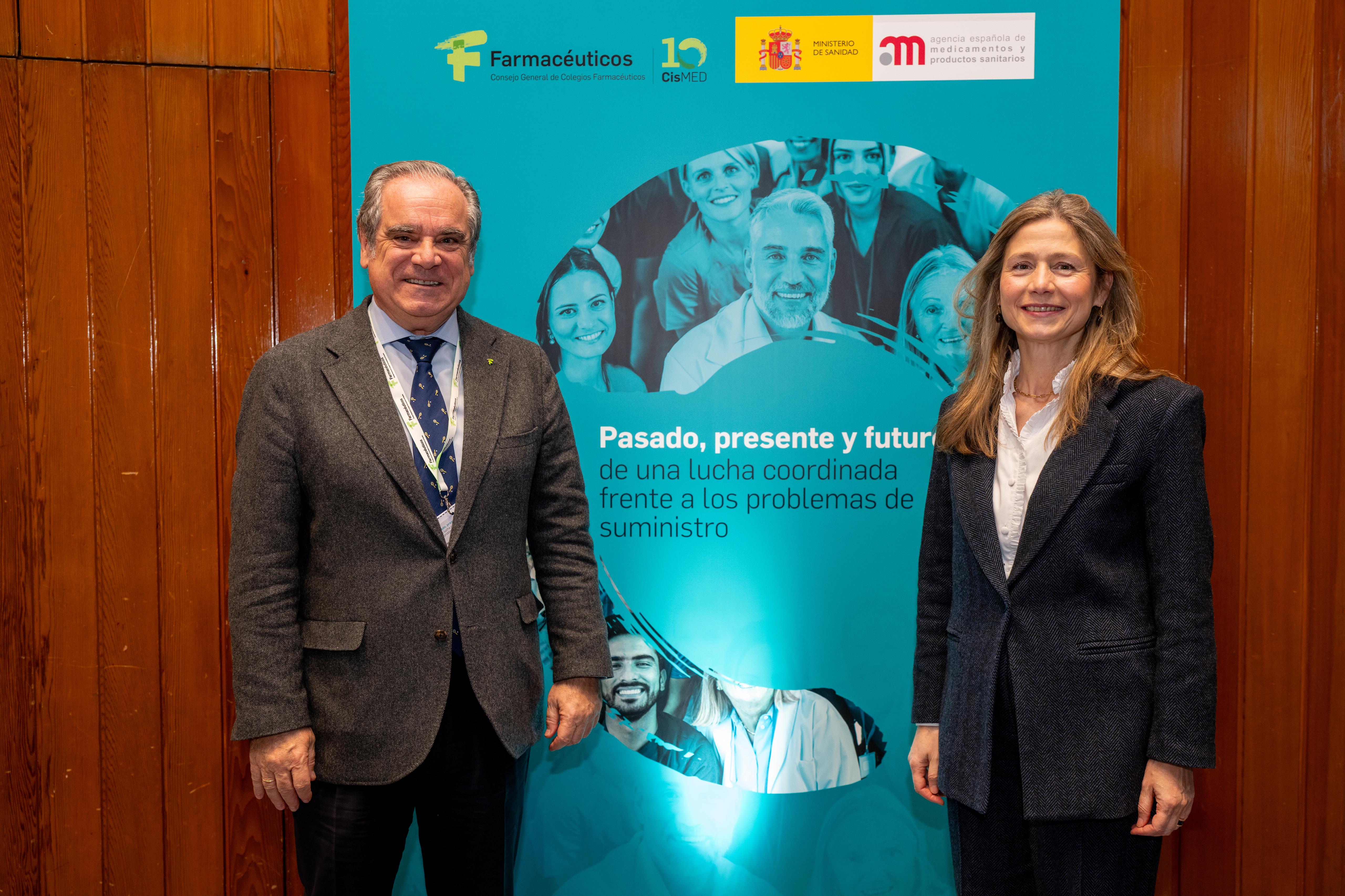 Jesús Aguilar y María Jesús Lamas en el encuentro "Pasado, presente y futuro de una lucha coordinada frente a los problemas de suministro".