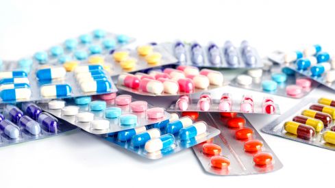 Farmacéuticos, distribuidores e industria solicitan eliminar el sistema de precios seleccionados del Anteproyecto de Ley de los Medicamentos