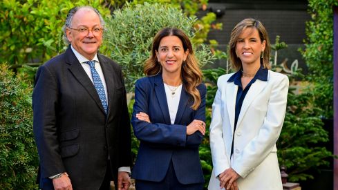 Ángel Luis Rodríguez de la Cuerda, Mar Fábregas y Elena Casaus