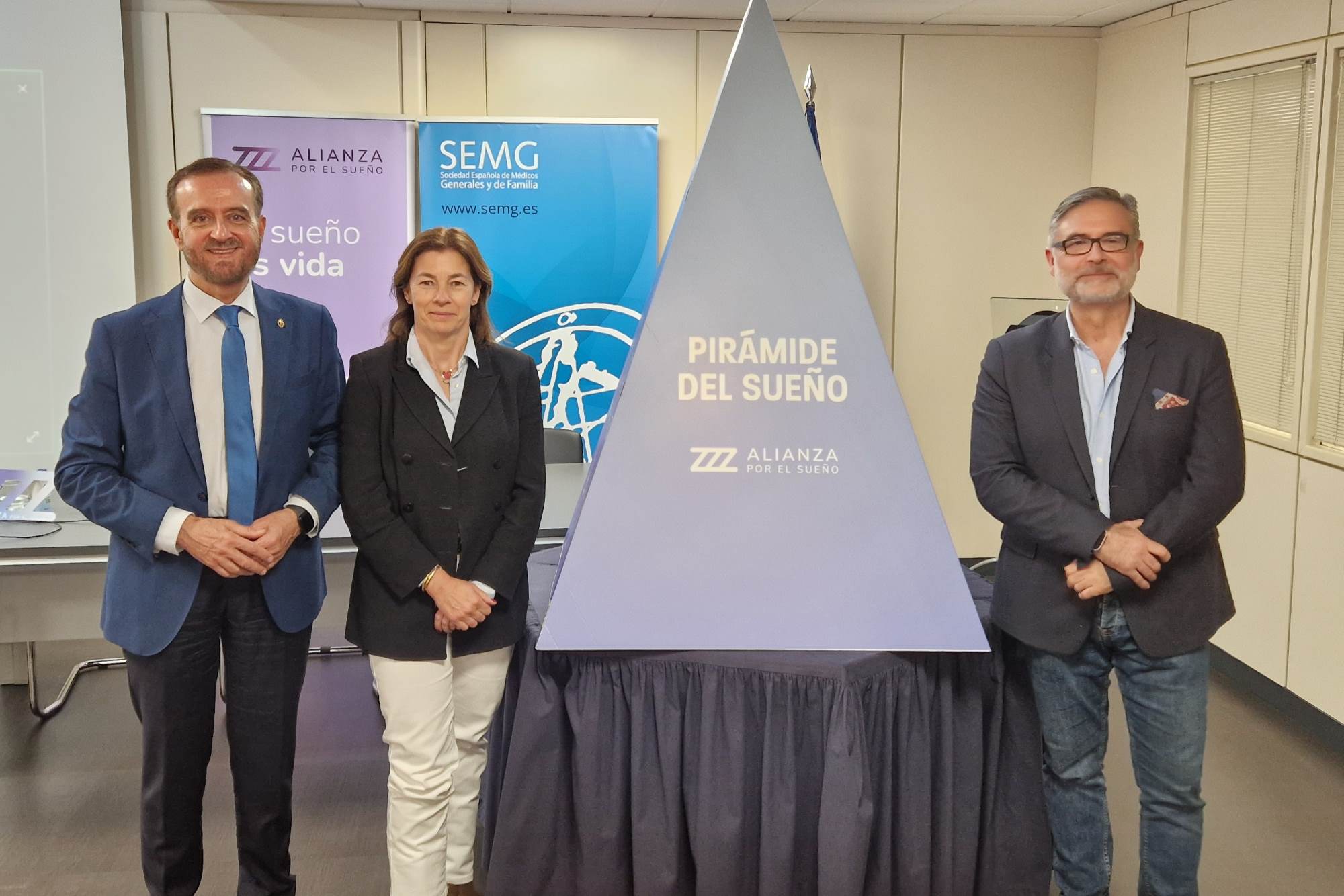 Presentación Piramide del Sueño en SEMG 