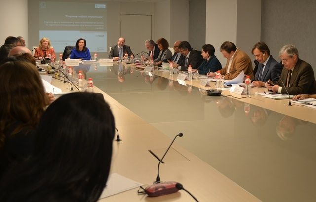 200 farmacéuticos trabajan en la implantación del servicio de seguimiento farmacoterapéutico en pacientes mayores, crónicos y polimedicados