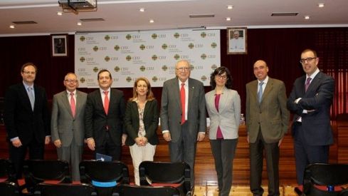 Los farmacéuticos reivindican su papel en el nuevo modelo sanitario
