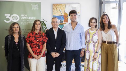Participantes de la jornada en la que se ha abordado el impacto psicosocial y laboral del eccema crónico de manos