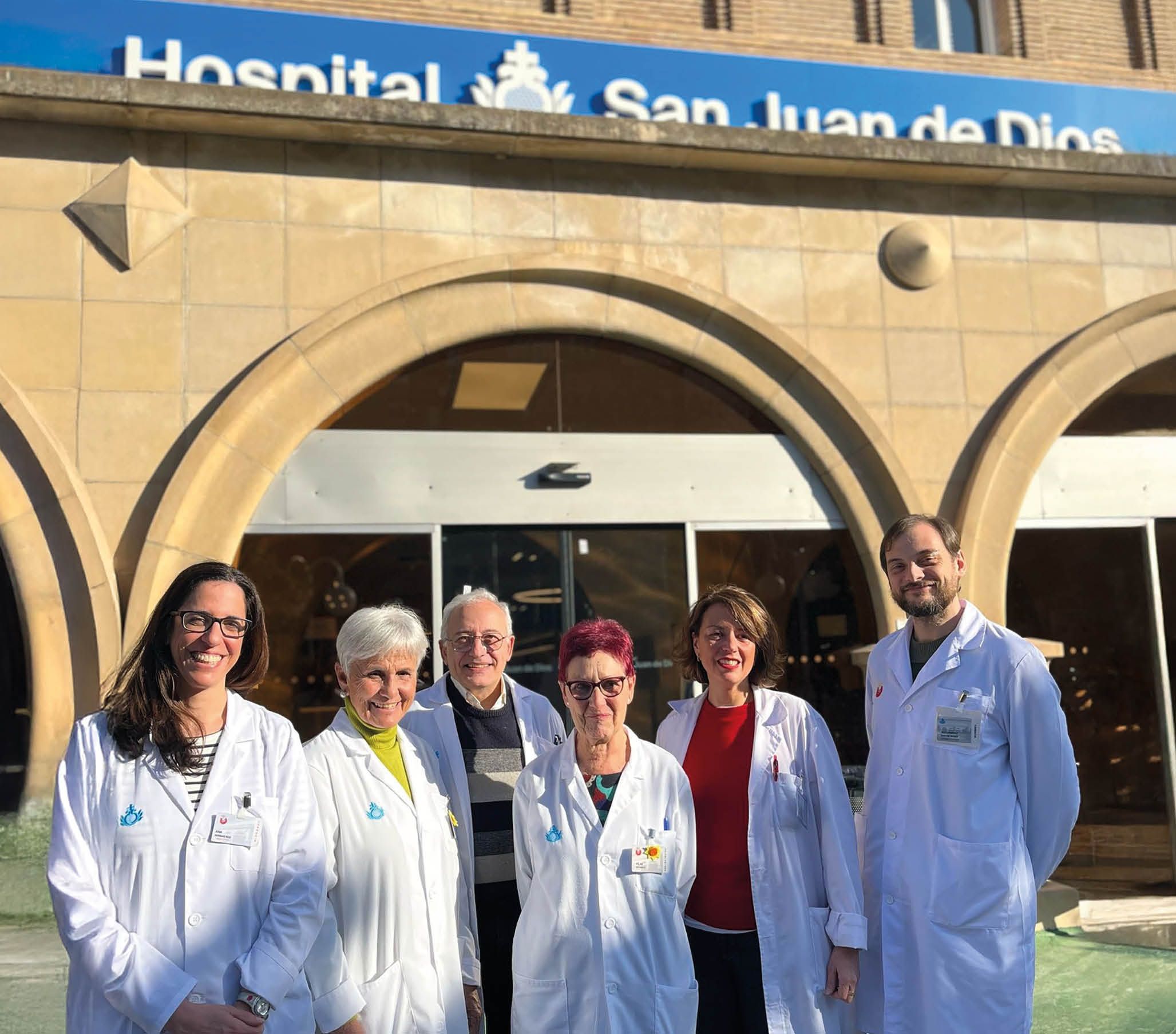 El equipo del proyecto "Farmacia solidaria" del Hospital San Juan de Dios de Zaragoza.