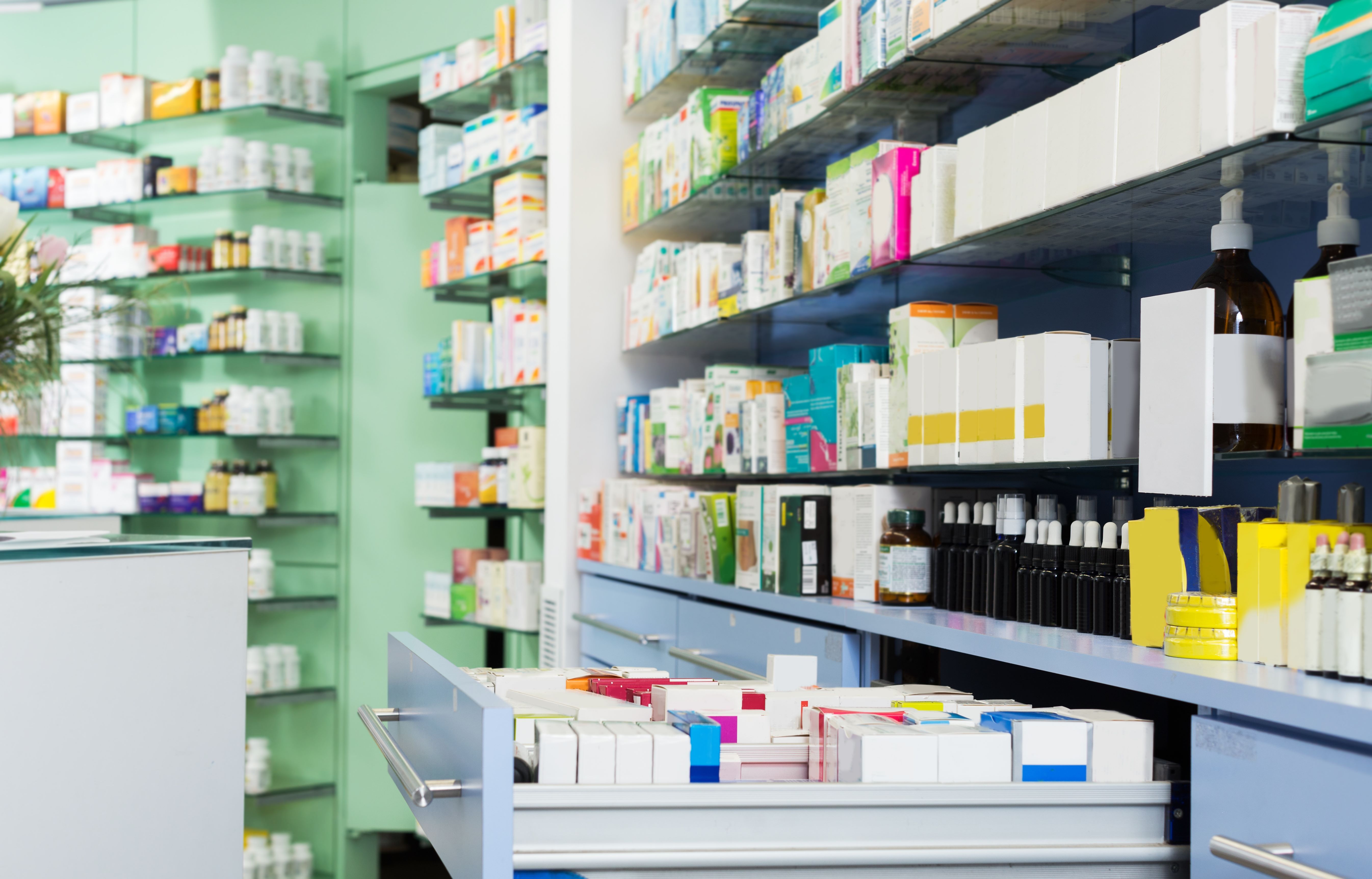 ¿Puedo permitirme comprar una farmacia? Así se estructura una financiación paso a paso