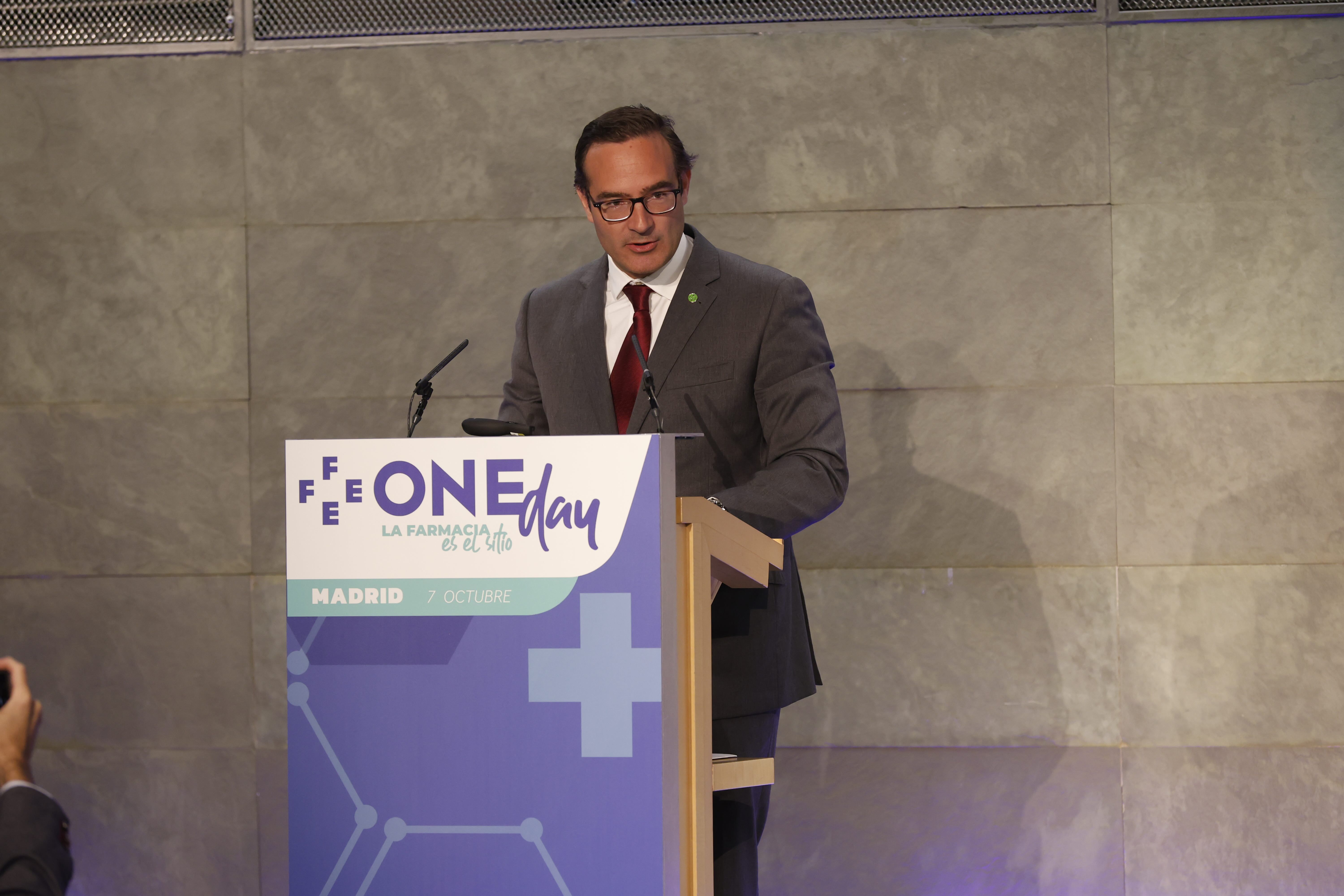 FEFE apuesta por acelerar la digitalización útil y aliviar las cargas que frenan la viabilidad de la farmacia comunitaria 