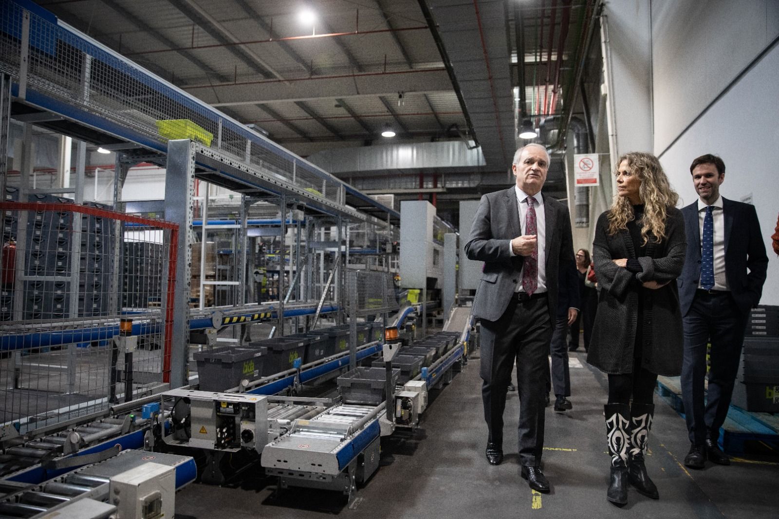 La secretaria de Estado de Economía Social visita el centro logístico de Bidafarma en Leganés