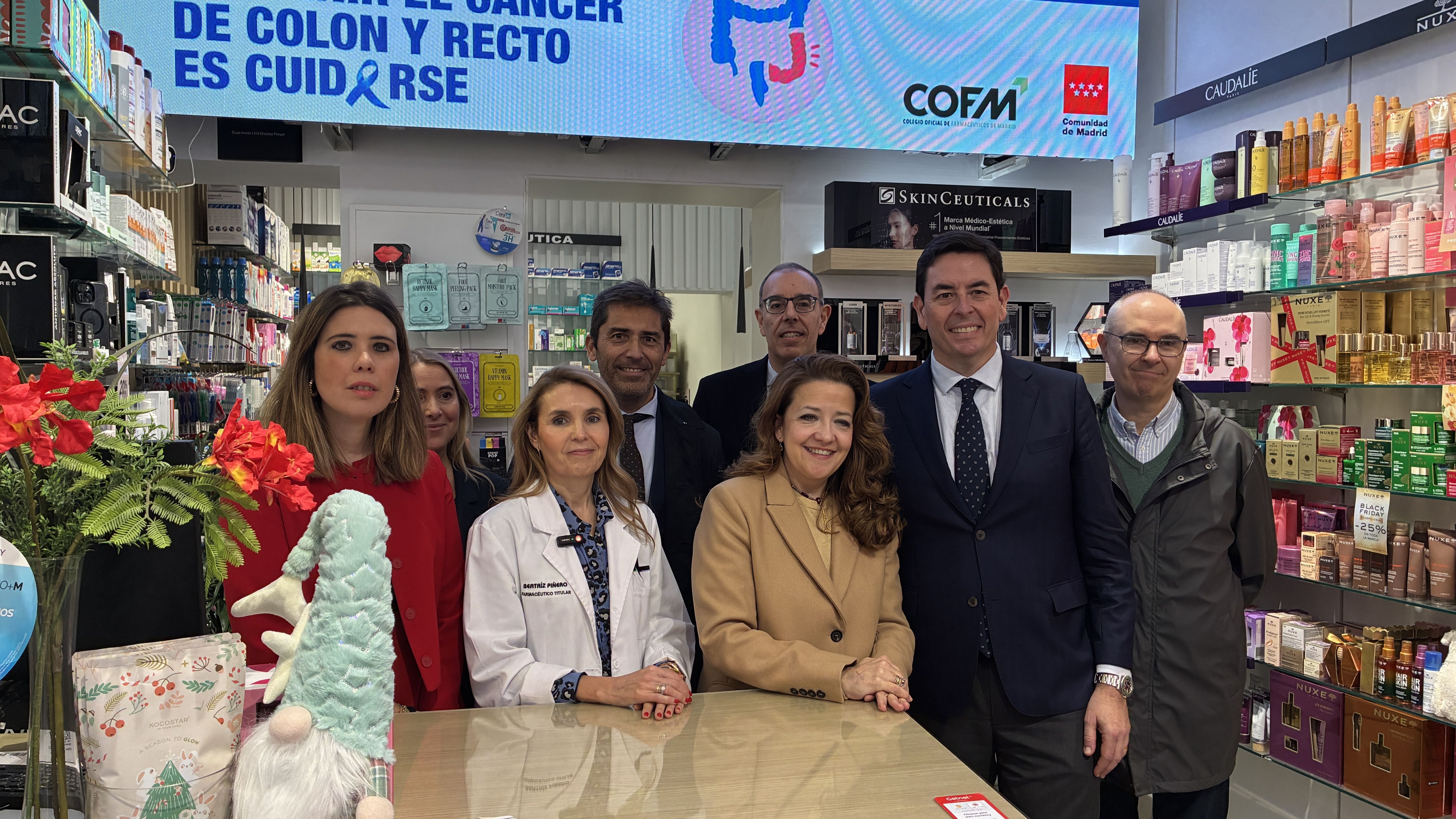 Las farmacias de Madrid comienzan a dispensar los kits de cribado de cáncer de colon
