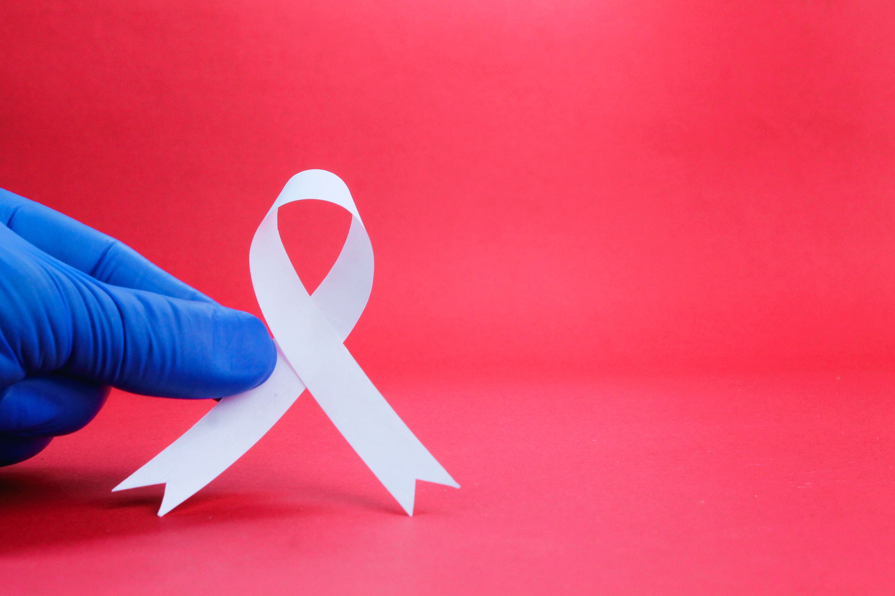 La industria farmacéutica impulsa innovaciones oncológicas para aumentar la supervivencia en cáncer