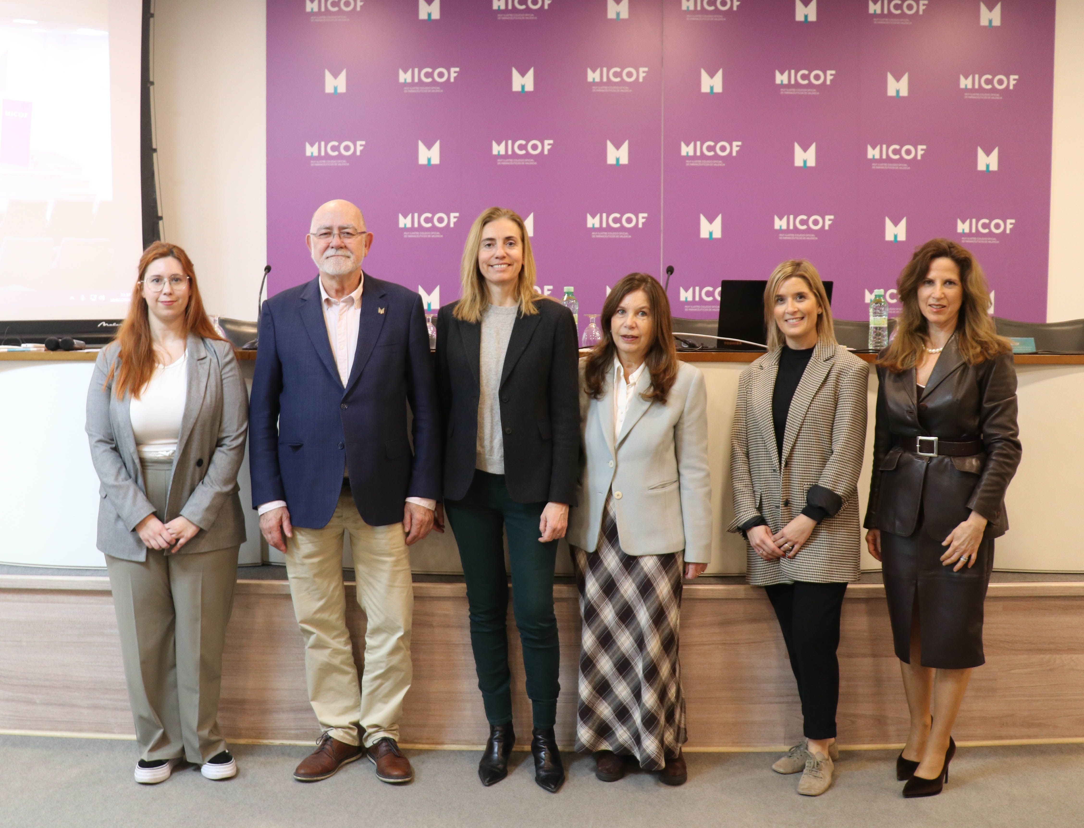 El MICOF y Affidea impulsan la prevención y el acompañamiento en cáncer de mama desde la farmacia comunitaria