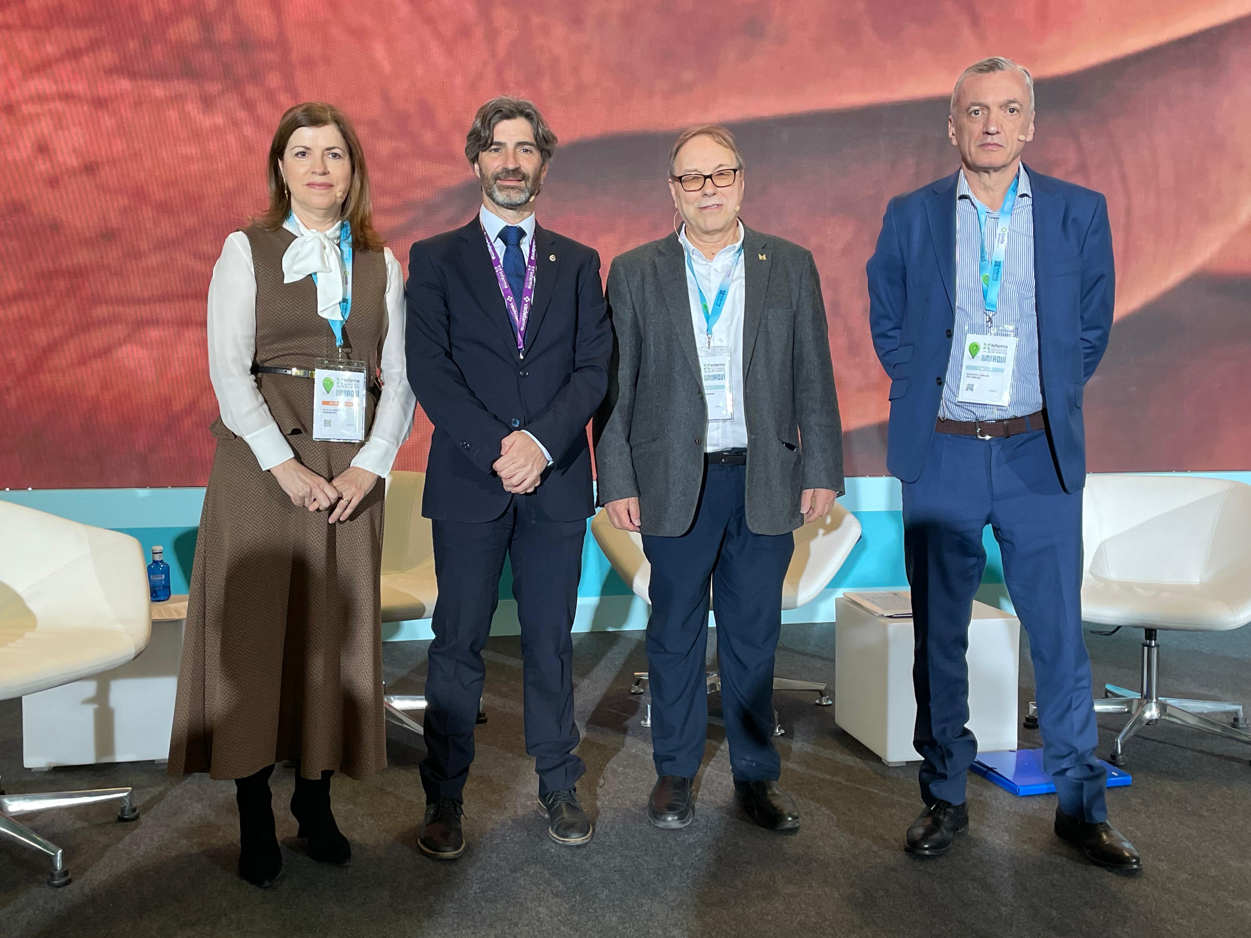 Alicia Herrero, Mario García Gil, Vicente Colomer y Alberto Carazo, durante la mesa coloquio.