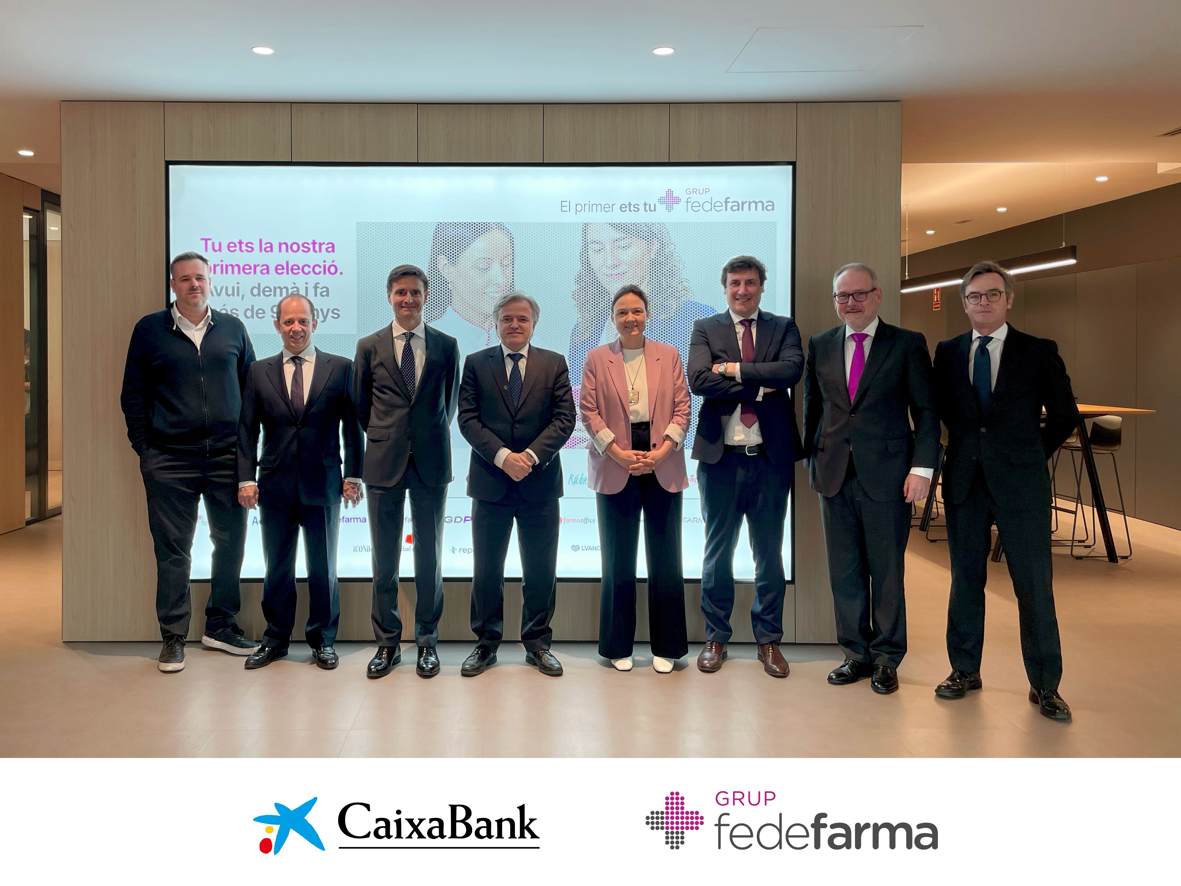 Grup Fedefarma y CaixaBank sellan una alianza estratégica para potenciar la inversión y modernización de farmacias