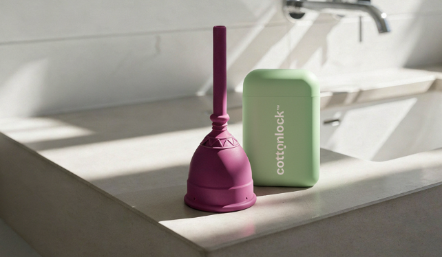 Llega COTTONLOCKTM, la nueva copa menstrual que permite vaciarse sin retirarla Llega COTTONLOCKTM, la nueva copa menstrual que permite vaciarse sin retirarla
