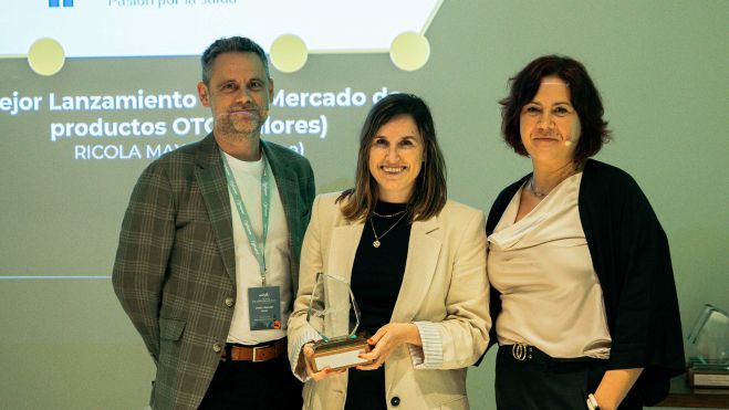 Faes Farma logra un doble reconocimiento en los Premios AIMFA 2025 con Astrilax y Ricola Max como mejores lanzamientos OTC Faes Farma logra un doble reconocimiento en los Premios AIMFA 2025 con Astrilax y Ricola Max como mejores lanzamientos OTC