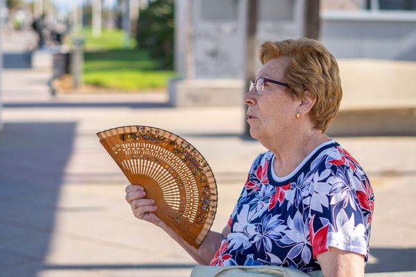 Cómo prevenir la deshidratación y los golpes de calor en personas mayores durante el verano