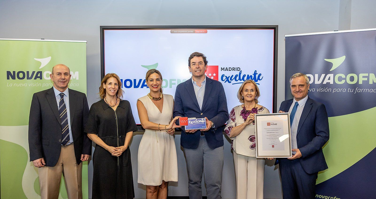 NOVACOFM recibe el sello Madrid Excelente por su modelo de gestión y compromiso con la farmacia