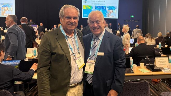 84 Congreso Mundial Farmacéutico CGCOF Jesús Aguilar y Lars Ake 1 84 Congreso Mundial Farmacéutico CGCOF Jesús Aguilar y Lars Ake 1