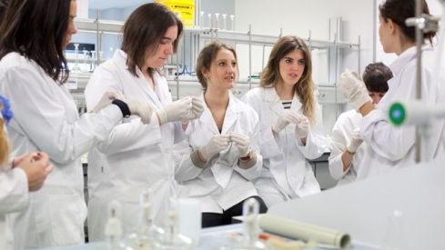 La Universidad Europea apuesta por la simulación para formar a sus estudiantes del grado en Farmacia