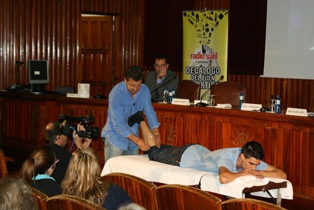 Un Decálogo del buen deportista llega a las farmacias de toda España Un Decálogo del buen deportista llega a las farmacias de toda España