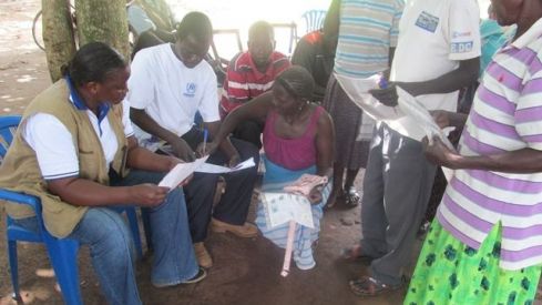 Farmamundi se centra en la educación sexual a profesionales y jóvenes para frenar el VIH en Uganda