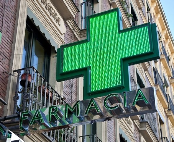 Competencia afirma que el modelo actual de farmacia no es necesario para garantizar una adecuada asistencia farmacéutica a la población