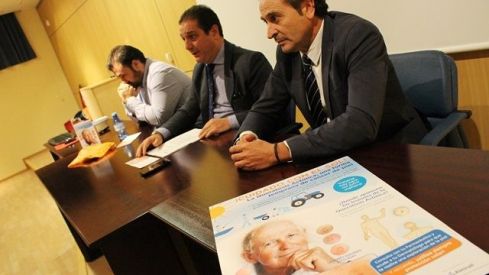 Los farmacéuticos jiennenses se forman para ayudar a detectar la queratosis actínica entre sus pacientes