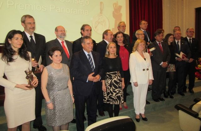 El Consejo General celebró su centenario y entregó las Medallas y Premios Panorama 2015