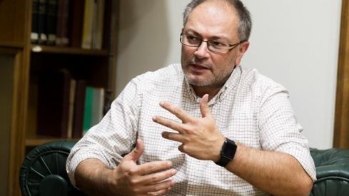 El COF de Orense apuesta por potenciar las farmacias para la dispensación y suministro de medicamentos veterinarios El COF de Orense apuesta por potenciar las farmacias para la dispensación y suministro de medicamentos veterinarios