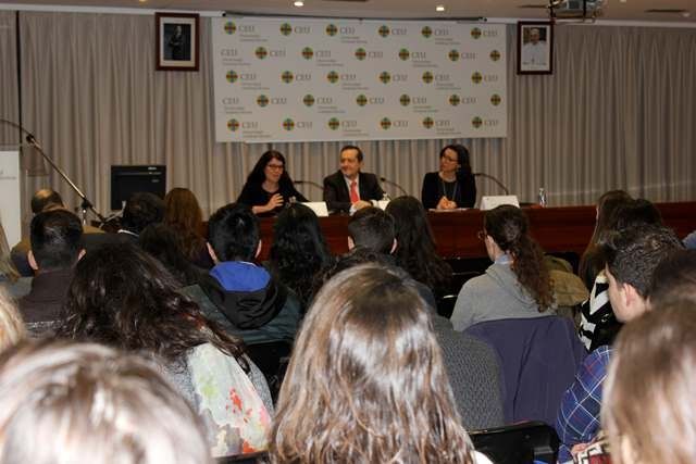 Las salidas profesionales, protagonistas de las V Jornadas Farmacéuticas de la CEU-UCH