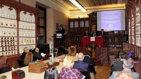 Arranca el nuevo curso de la Academia de Farmacia Reino de Aragón