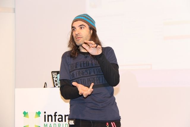 El ‘hacker’ Chema Alonso alerta a los farmacéuticos sobre los riesgos de las nuevas tecnologías