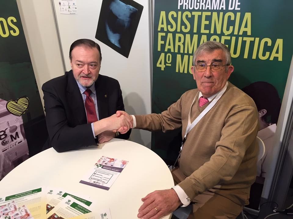 Farmacéuticos Sin Fronteras firma un acuerdo de colaboración con Hedilla Abogados