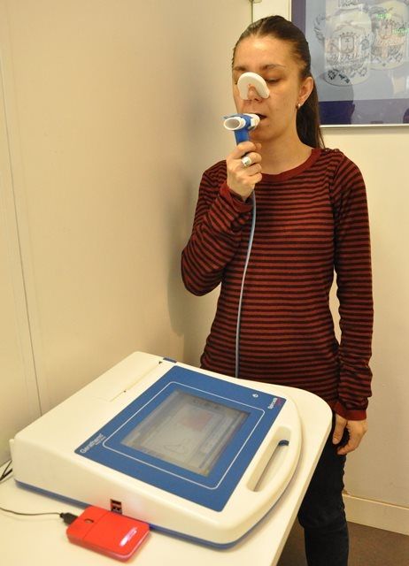 Cuarenta farmacias de Madrid realizan pruebas de espirometrías para detectar casos de EPOC