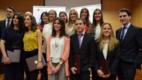 El Programa Bilingüe de Farmacia CEU-University of Chicago entrega los diplomas de `Clinical Trials Management and Regulatory Compliance´