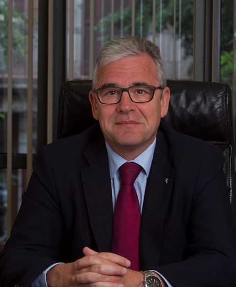 Jordi de Dalmases, reelegido como presidente del Colegio de Farmacéuticos de Barcelona