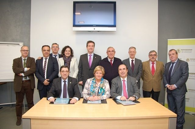 Se constituye UCOSAZ, la asociación que aglutina a los colegios sanitarios de Zaragoza