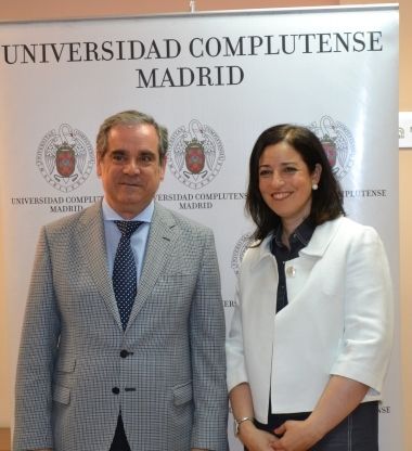 Los alumnos de la Universidad Complutense podrán realizar prácticas en el Consejo General de Farmacéuticos