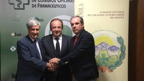 Farmacéuticos y veterinarios trabajarán de forma conjunta en el sistema de receta electrónica veterinaria