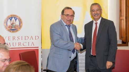 Fundación HEFAME colaborará con la Universidad de Murcia en la creación de un aula práctica para estudiantes de Farmacia