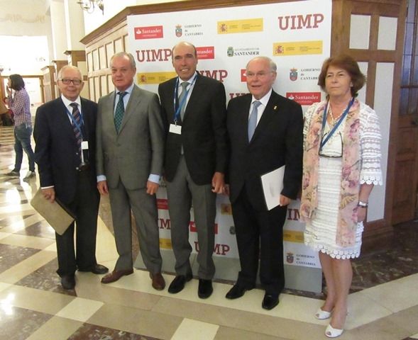 La farmacia comunitaria reclama mayor protagonismo en la dispensación de los medicamentos biológicos