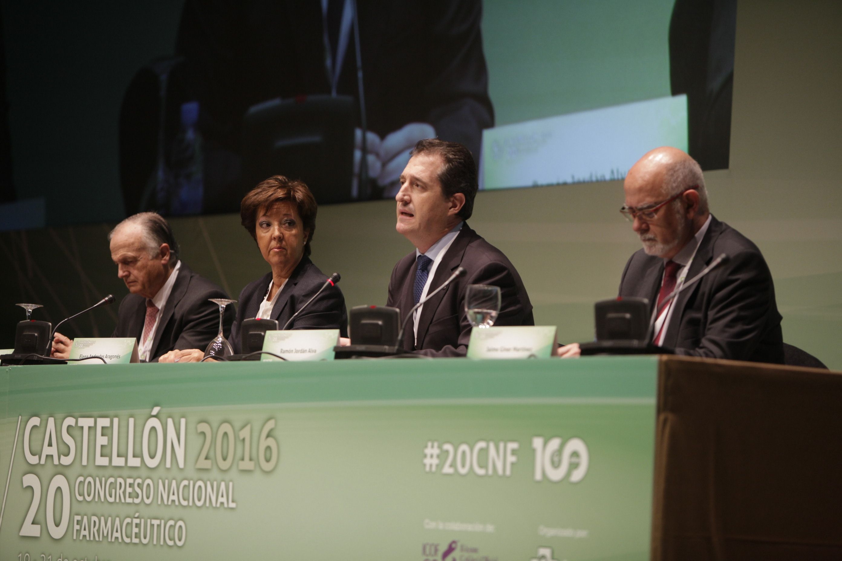 Expertos destacan el potencial de la farmacia comunitaria en labores de salud pública