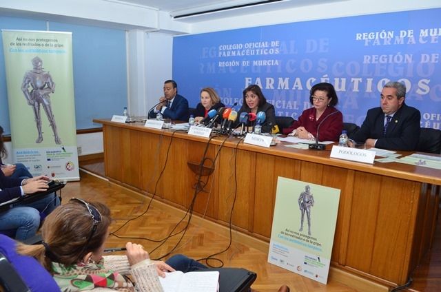 Murcia: médicos, farmacéuticos, dentistas y podólogos presentan una campaña para el uso prudente de antibióticos